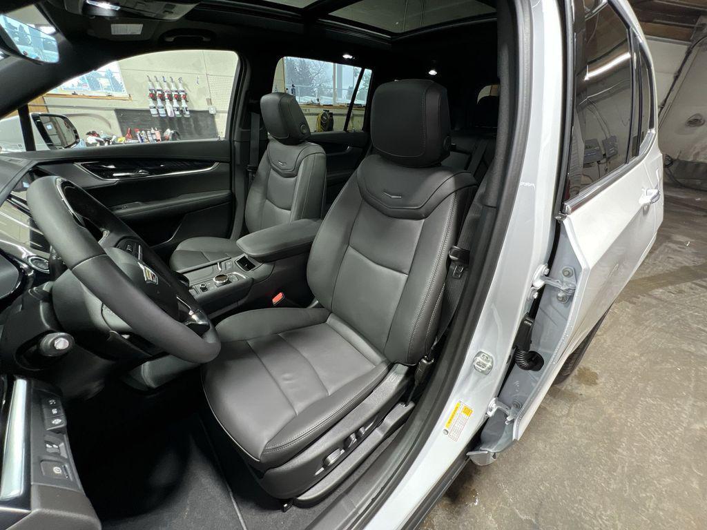 new 2025 Cadillac XT6 car, priced at $63,130