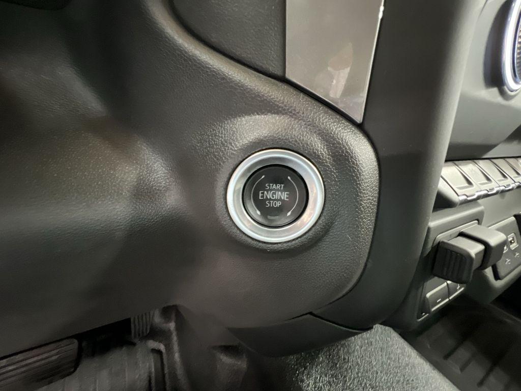 new 2024 GMC Sierra 1500 car, priced at $37,473