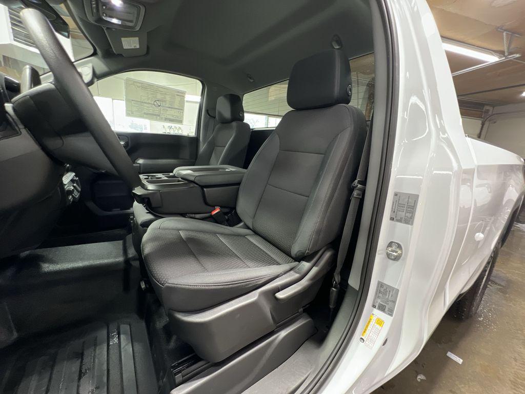 new 2024 GMC Sierra 1500 car, priced at $37,473