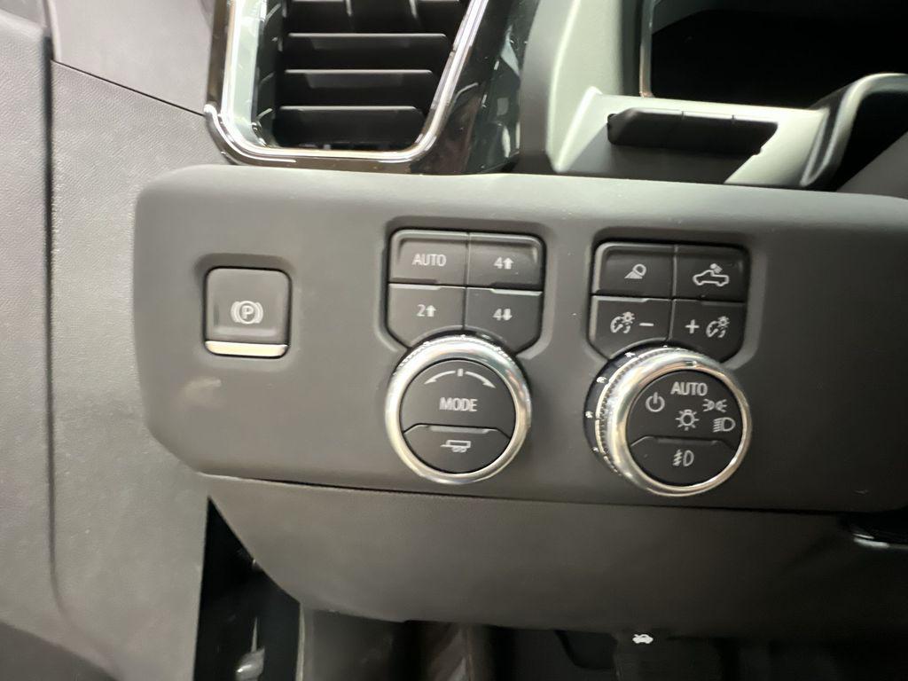 new 2025 GMC Sierra 1500 car, priced at $70,240