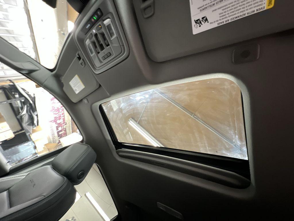 new 2025 GMC Sierra 1500 car, priced at $70,240
