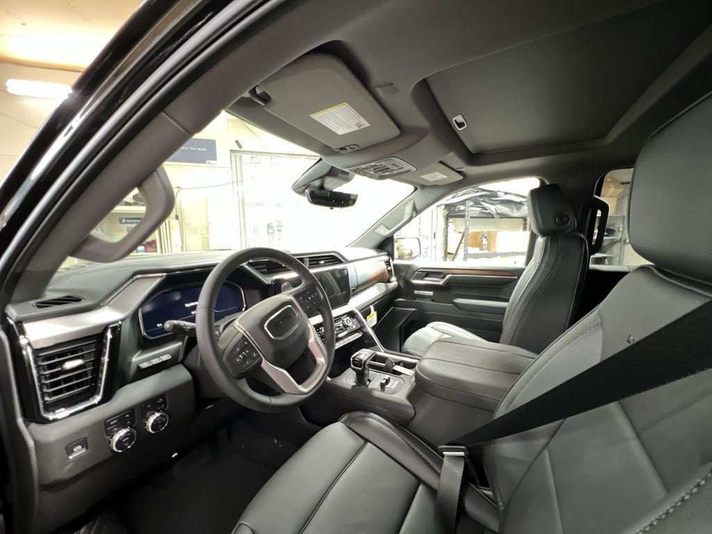 new 2025 GMC Sierra 1500 car, priced at $70,240