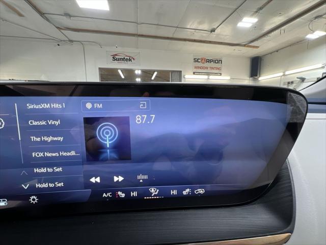 new 2025 Buick Envision car, priced at $45,095