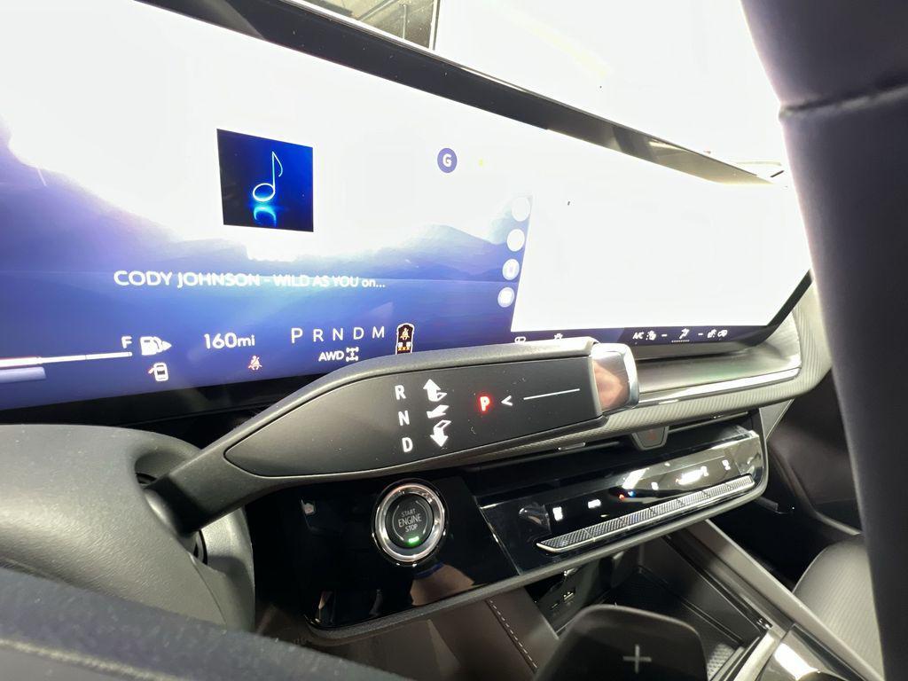 new 2025 Buick Envision car, priced at $38,524