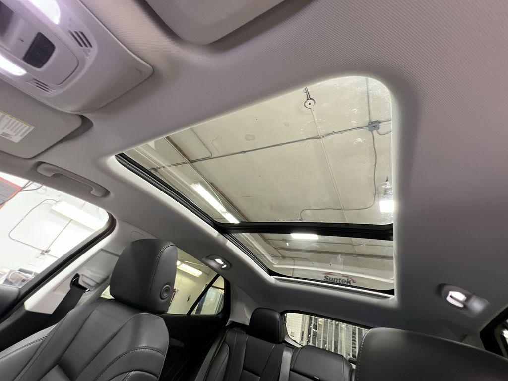 new 2025 Buick Envision car, priced at $38,524