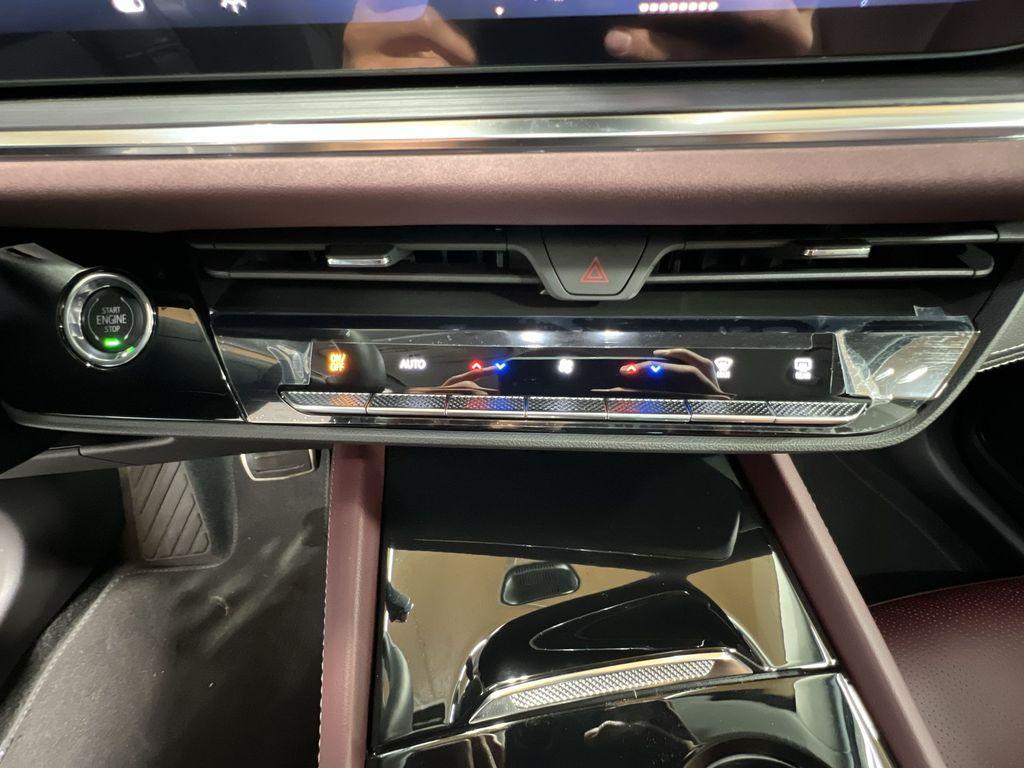 new 2025 Buick Envision car, priced at $41,372