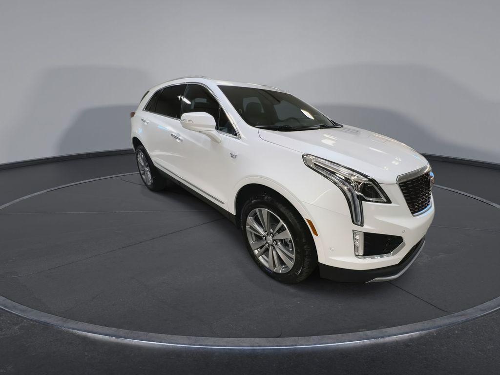 new 2025 Cadillac XT5 car, priced at $55,820