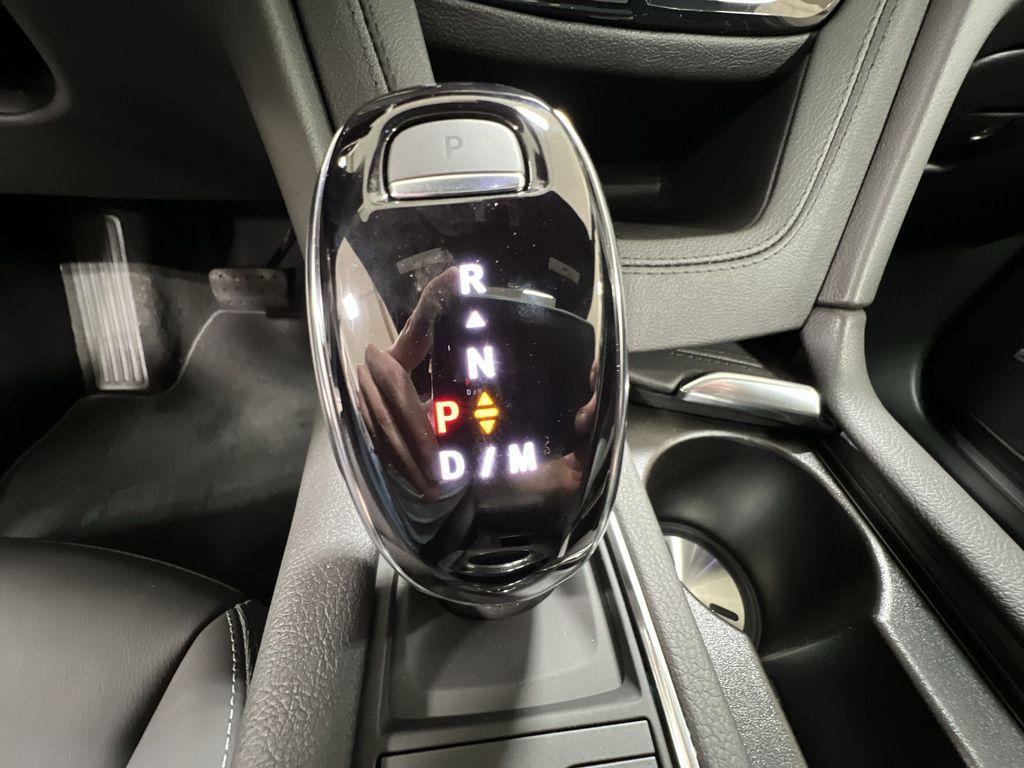 new 2025 Cadillac XT5 car, priced at $55,820