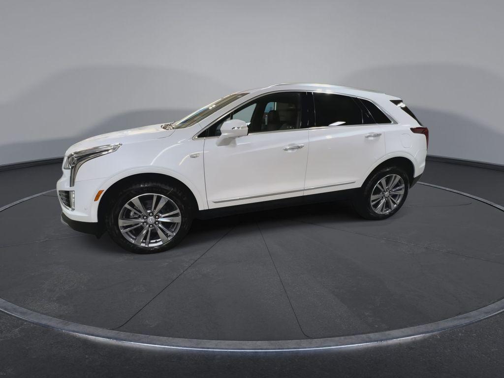 new 2025 Cadillac XT5 car, priced at $55,820