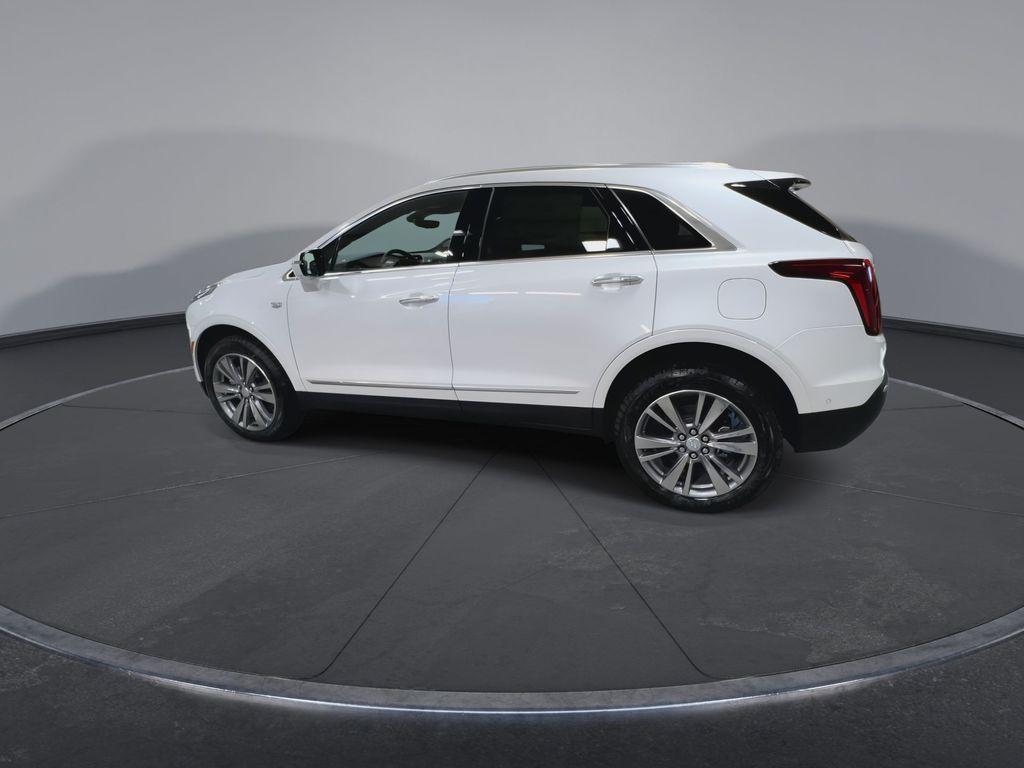 new 2025 Cadillac XT5 car, priced at $55,820