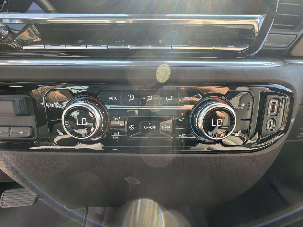 new 2025 GMC Sierra 2500 car, priced at $69,000