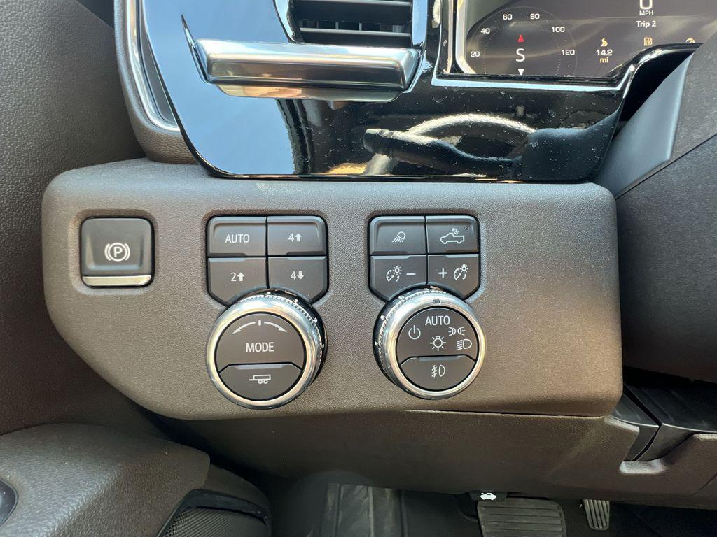 new 2025 GMC Sierra 2500 car, priced at $69,000