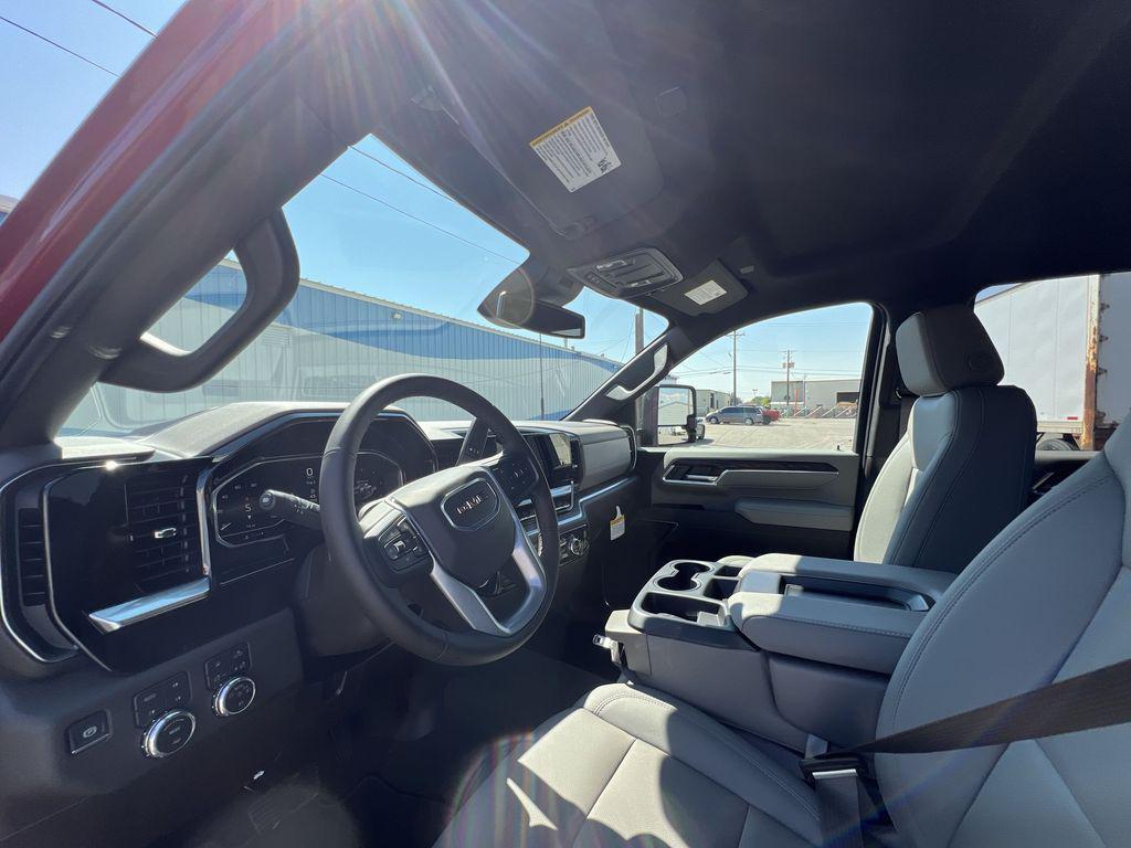 new 2025 GMC Sierra 2500 car, priced at $69,000