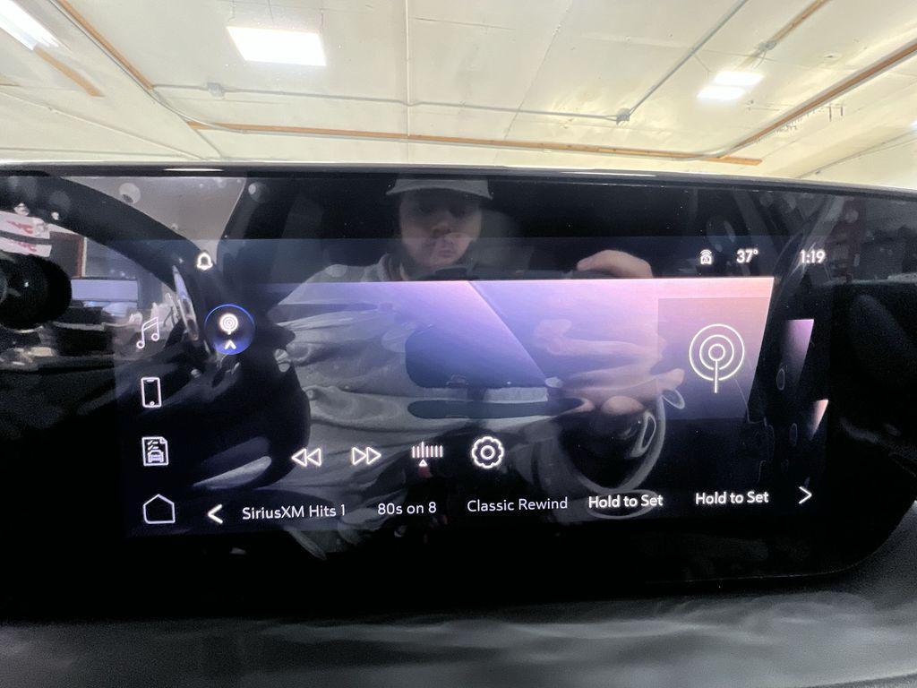 new 2025 Buick Encore GX car, priced at $36,350