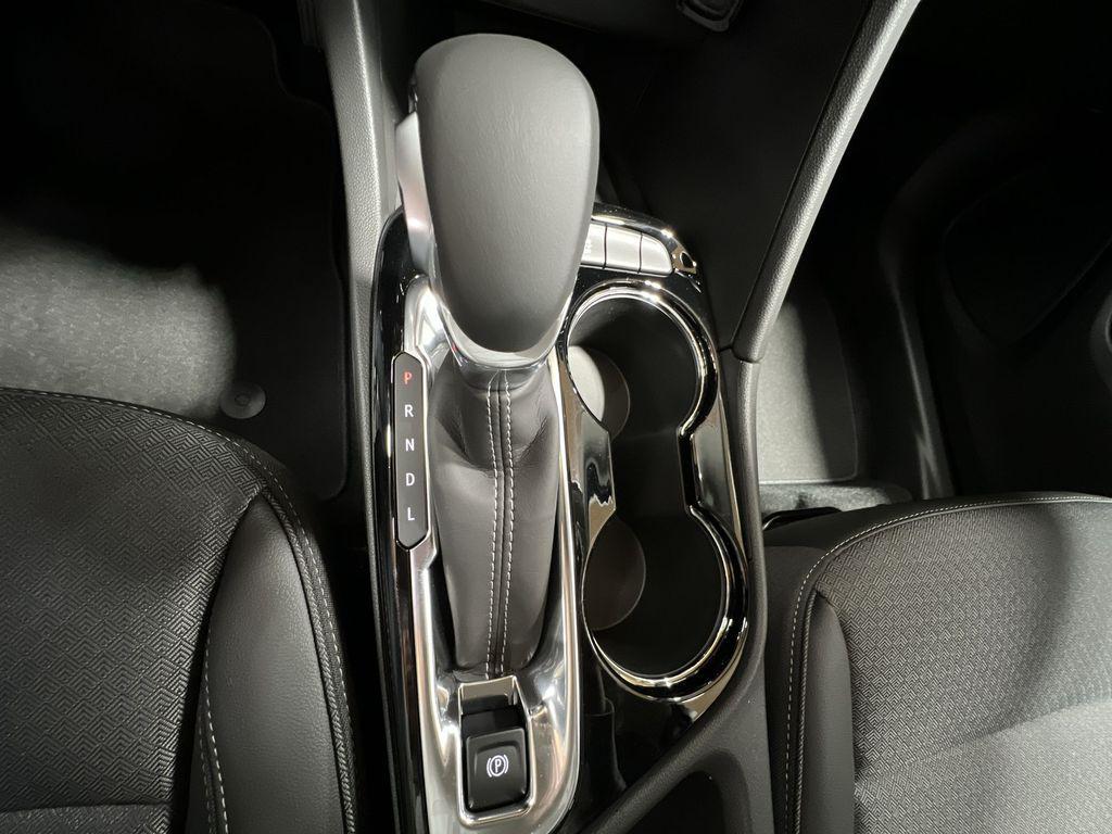 new 2025 Buick Encore GX car, priced at $30,167