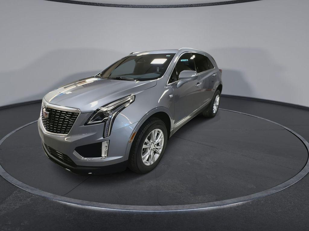 new 2025 Cadillac XT5 car, priced at $44,107