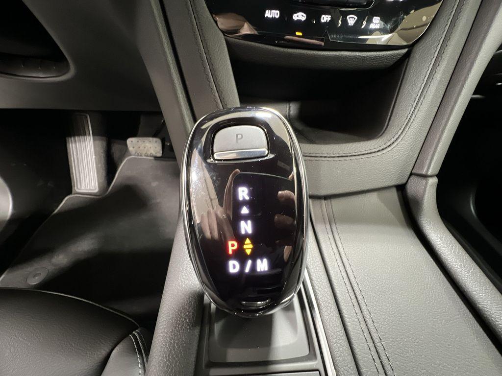 new 2025 Cadillac XT5 car, priced at $44,107