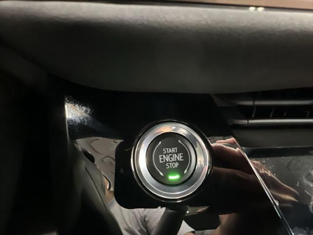 new 2025 Buick Envision car, priced at $40,872