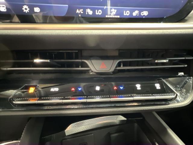 new 2025 Buick Envision car, priced at $40,872