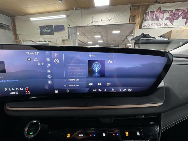 new 2025 Buick Envision car, priced at $39,735