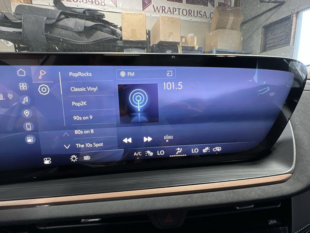 new 2025 Buick Envision car, priced at $40,872