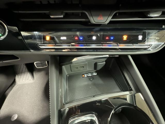 new 2025 Buick Envision car, priced at $39,735