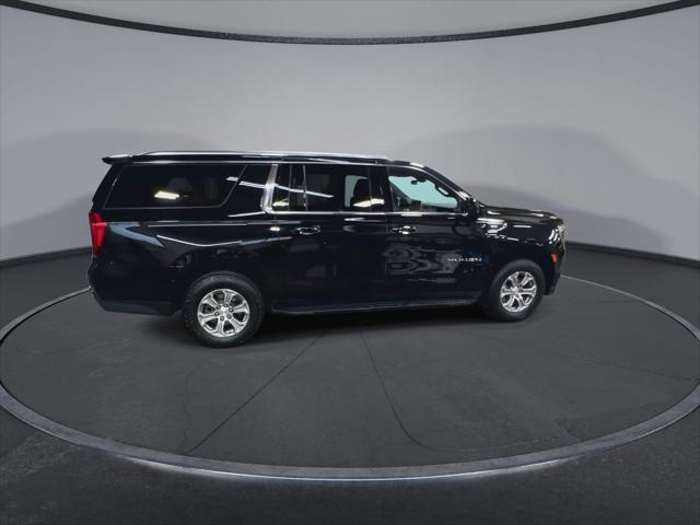 used 2022 GMC Yukon XL car, priced at $50,646