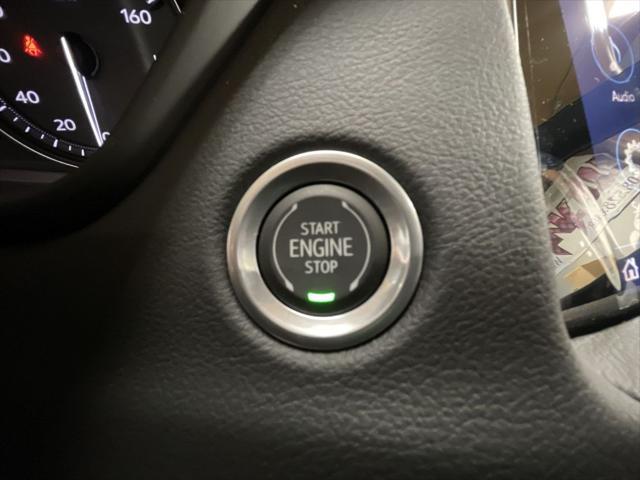 used 2023 Cadillac XT4 car, priced at $35,975
