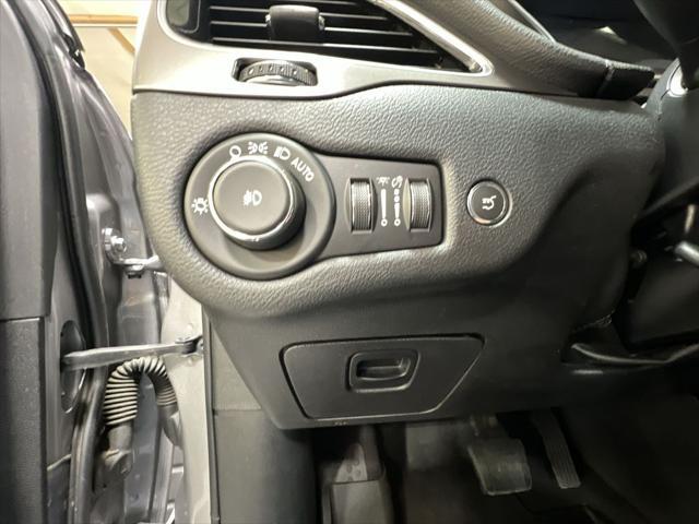 used 2020 Jeep Cherokee car, priced at $19,597