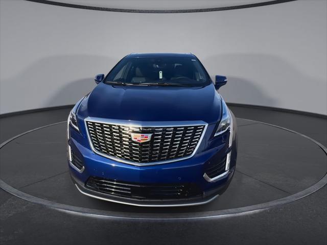 new 2025 Cadillac XT5 car, priced at $56,390