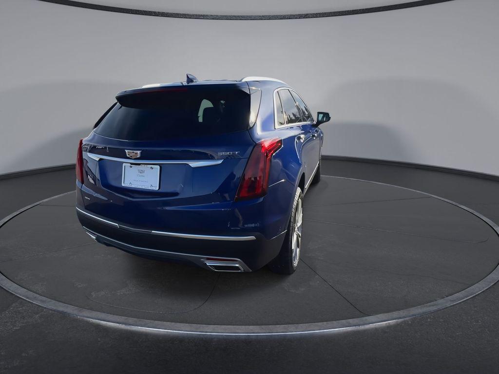 new 2025 Cadillac XT5 car, priced at $54,995