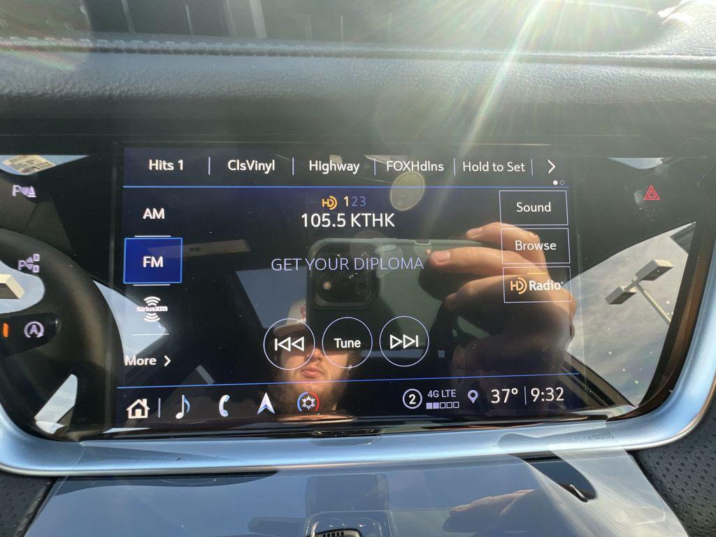 new 2025 Cadillac XT5 car, priced at $54,995