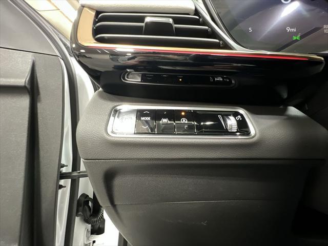 new 2025 Buick Envision car, priced at $45,695