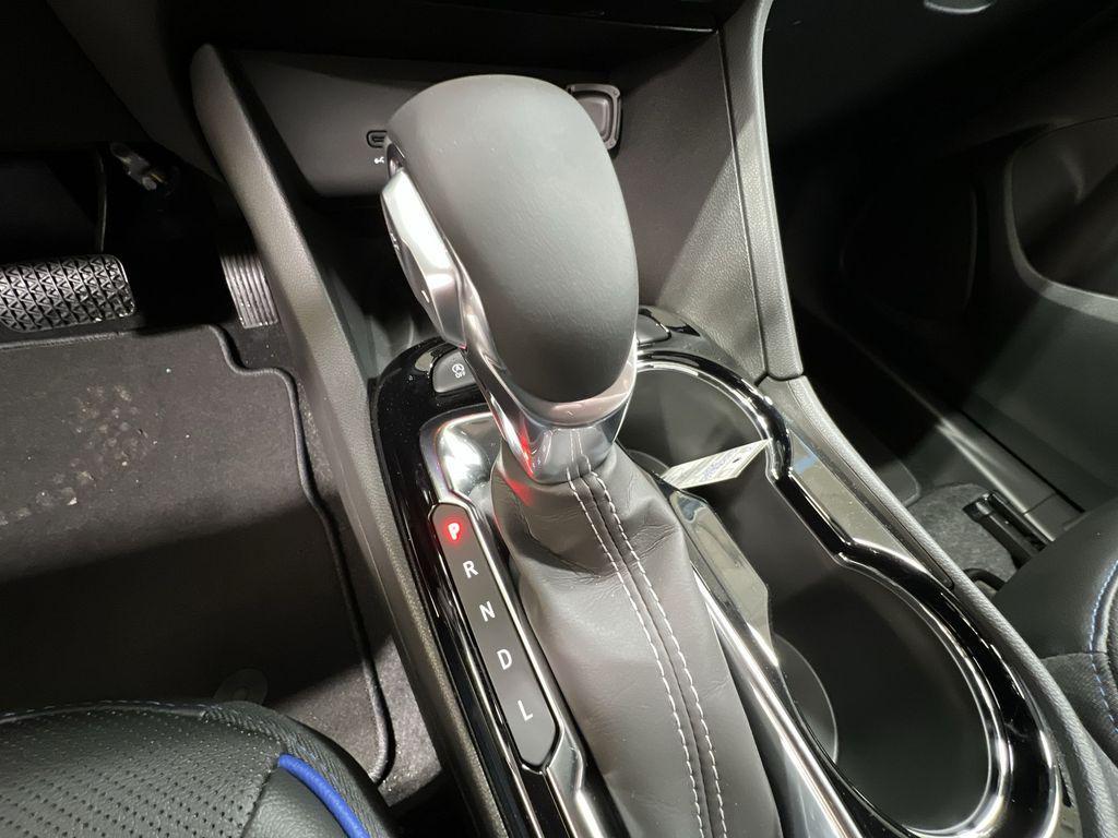 new 2025 Buick Encore GX car, priced at $32,757