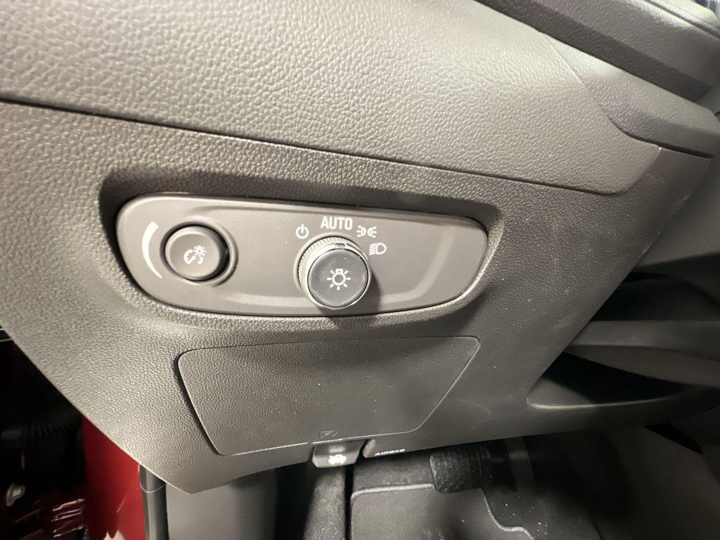 new 2025 Buick Encore GX car, priced at $32,757