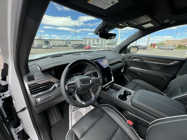 new 2025 GMC Acadia car, priced at $61,590
