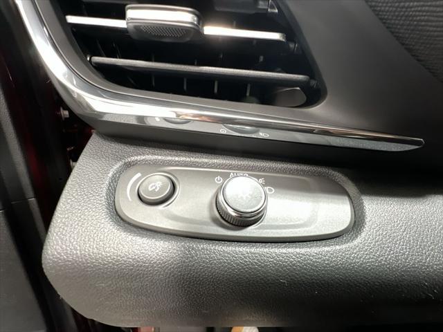 new 2025 Buick Envista car, priced at $25,880