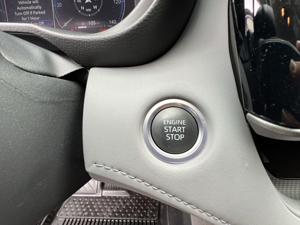 used 2024 Toyota Highlander car, priced at $42,450