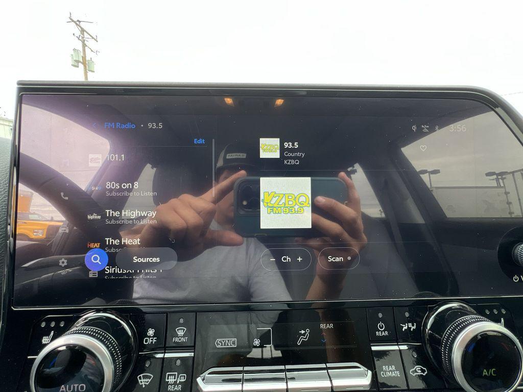 used 2024 Toyota Highlander car, priced at $42,450