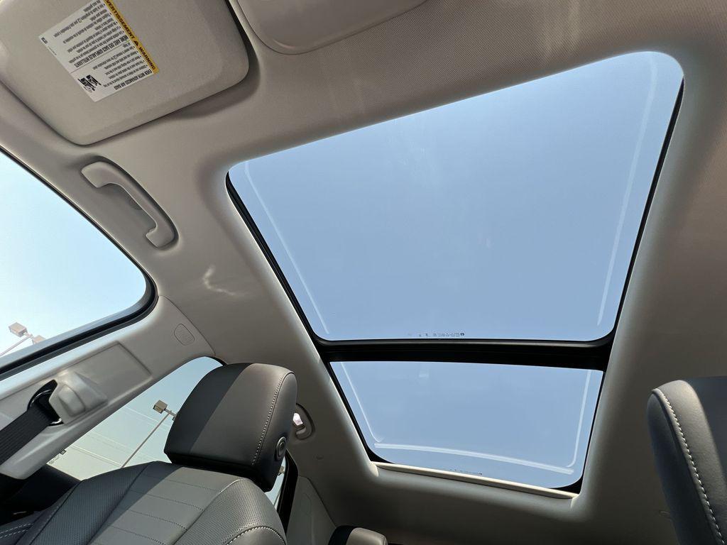 new 2024 Buick Envision car, priced at $34,771