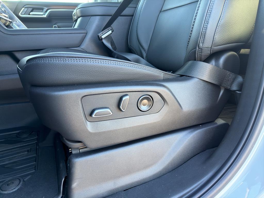 new 2026 GMC Sierra 2500 car, priced at $88,500