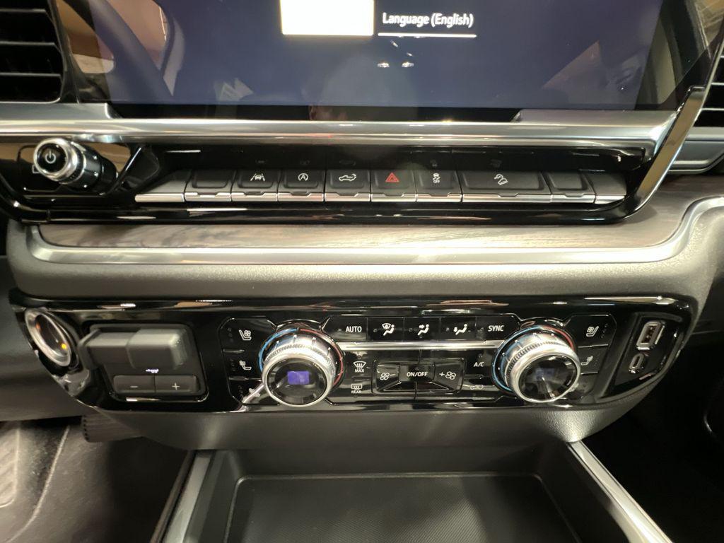 new 2025 GMC Sierra 1500 car, priced at $58,137