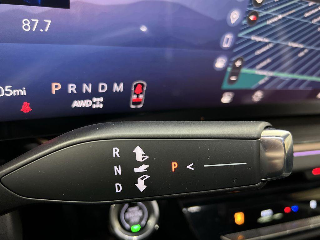 new 2025 Buick Envision car, priced at $40,919