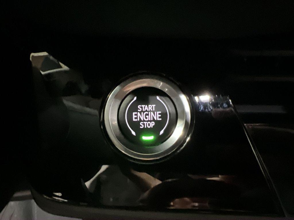 new 2025 Buick Envision car, priced at $40,919