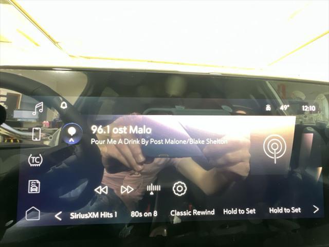 new 2025 Buick Envista car, priced at $25,685