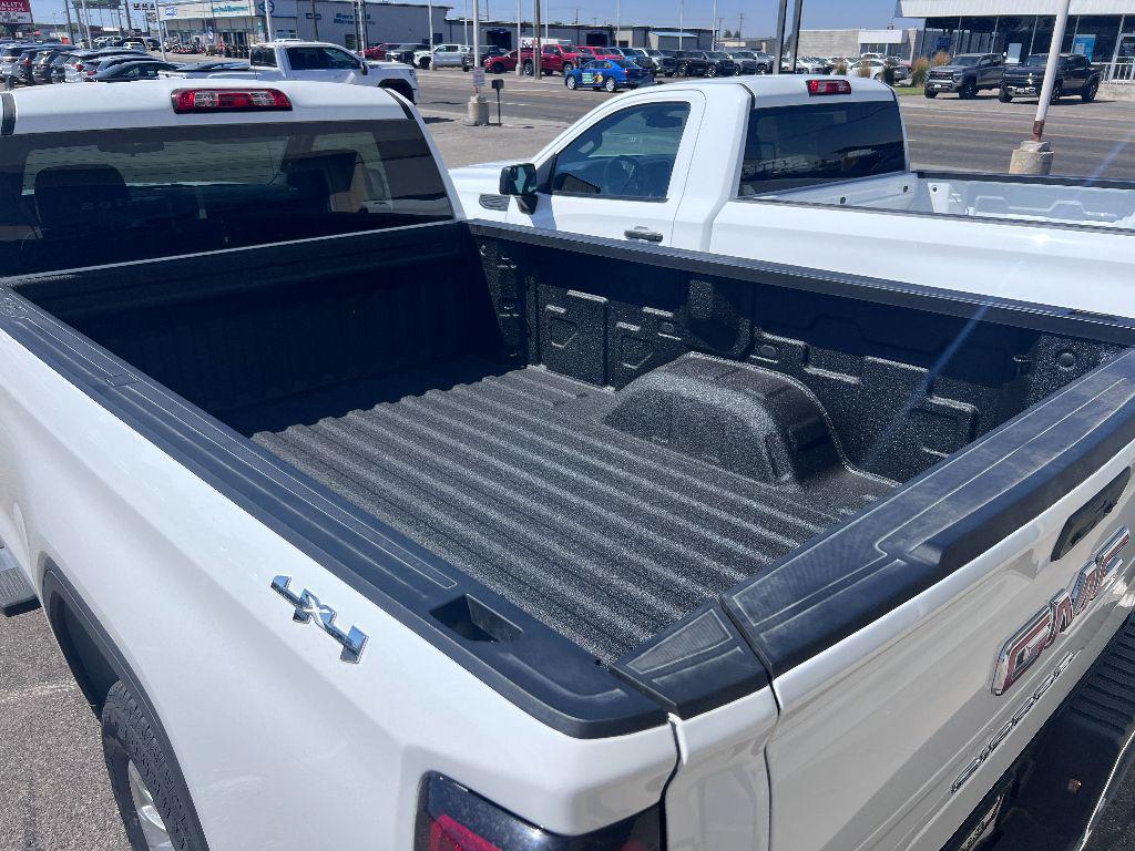 new 2024 GMC Sierra 1500 car, priced at $41,013