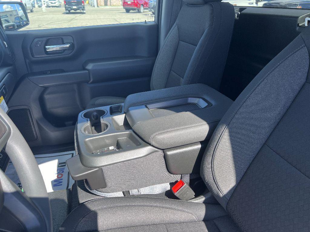 new 2024 GMC Sierra 1500 car, priced at $41,013