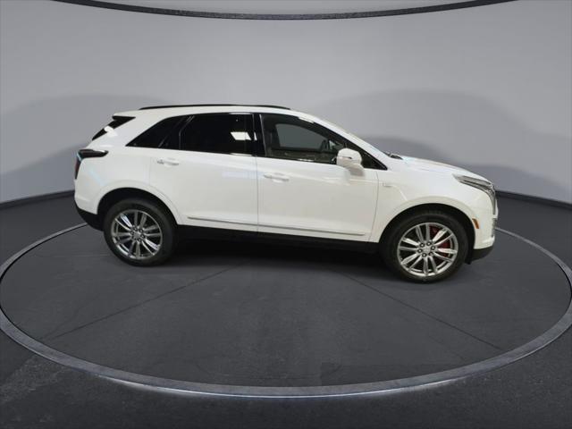 new 2024 Cadillac XT5 car, priced at $62,565