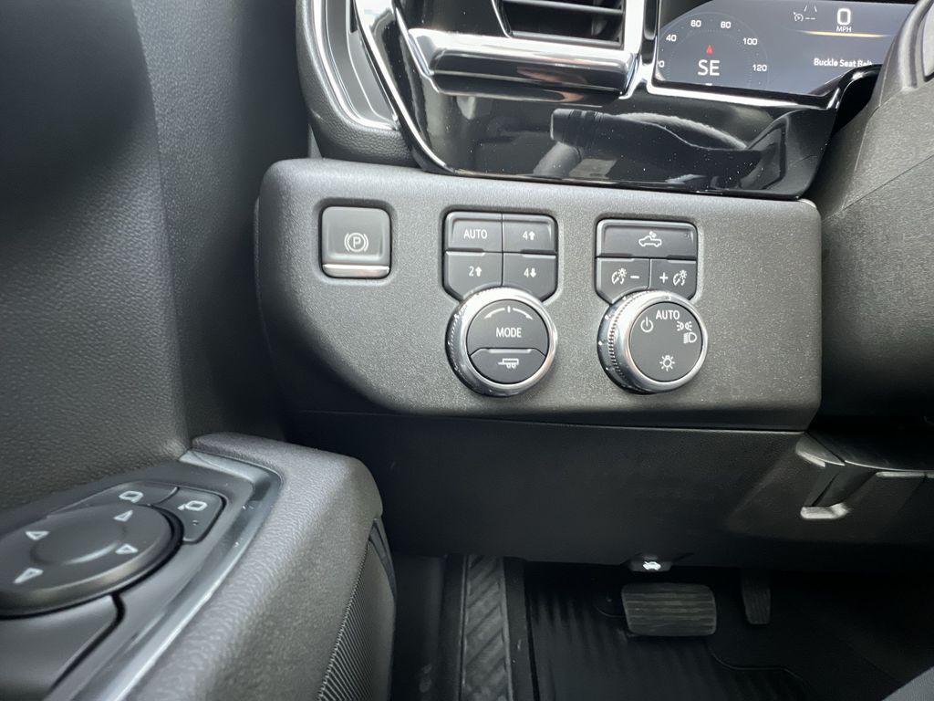 new 2025 GMC Sierra 1500 car, priced at $49,024