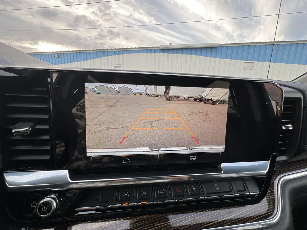 new 2025 GMC Sierra 1500 car, priced at $49,024